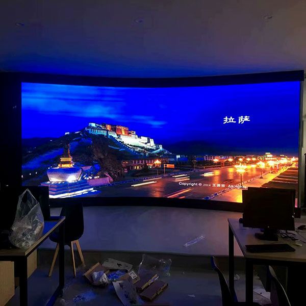 P4 high-definition full-color LED indoor display screen